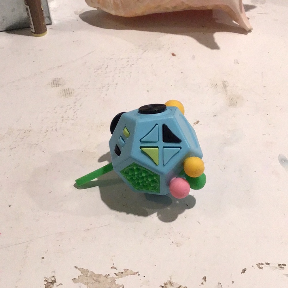 Fidget cube